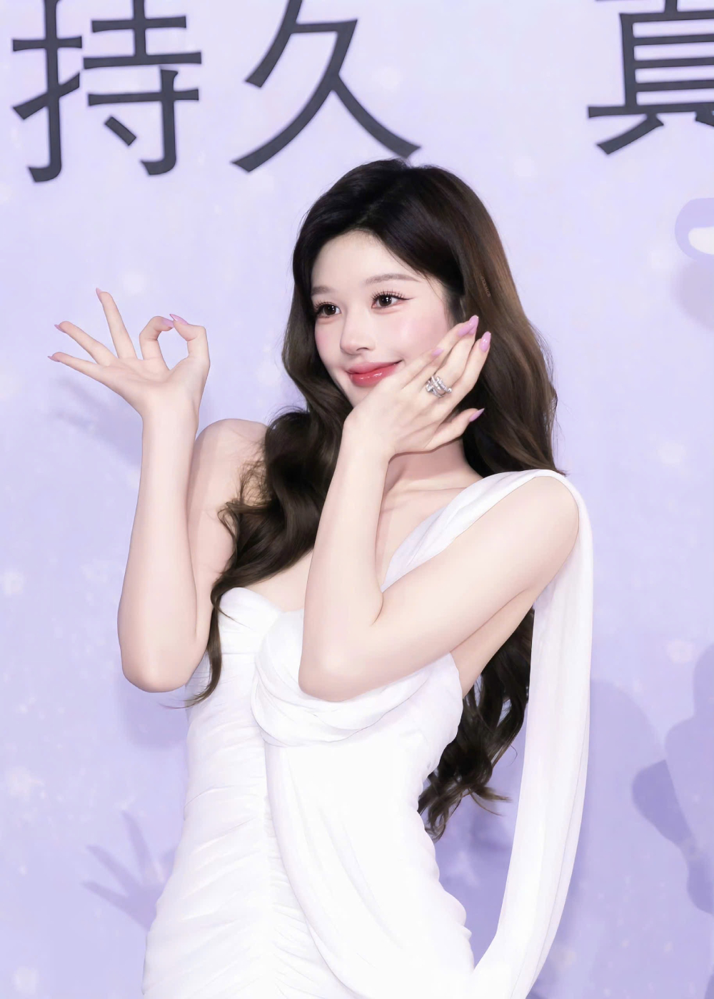 Triệu Lộ Tư “bớt nhựa”- Ảnh 9.