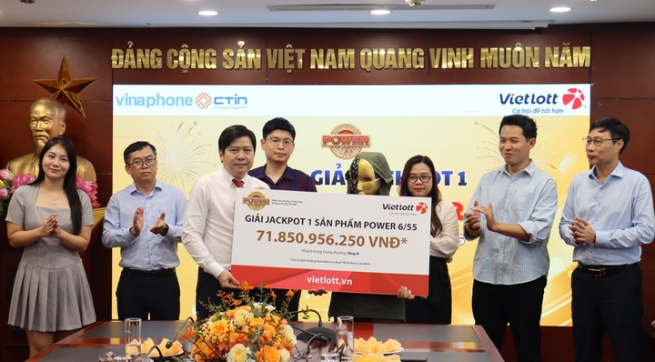 Giải độc đắc gần 200 tỷ đồng vẫn v&ocirc; chủ, Jackpot 2 c&oacute; hai người tr&uacute;ng- Ảnh 2.