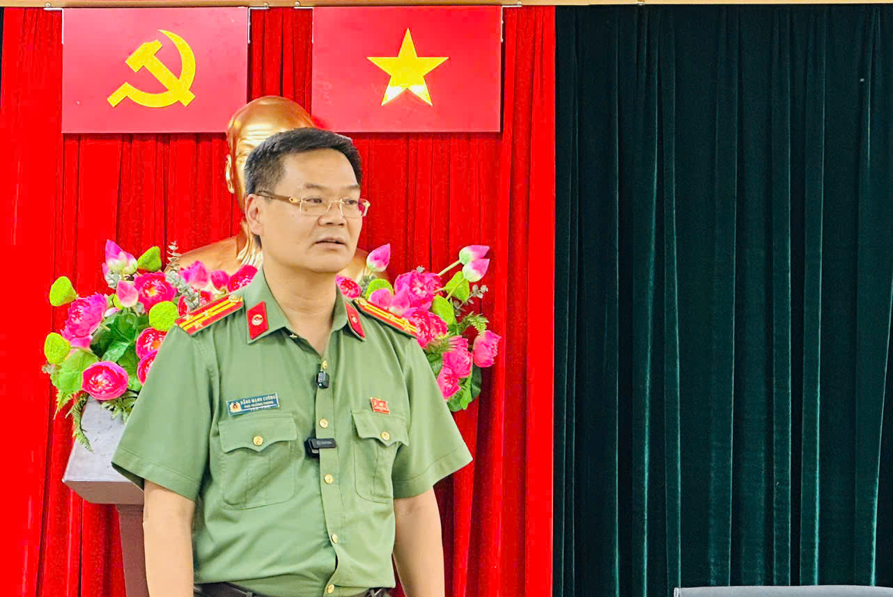 Ph&aacute; ổ nh&oacute;m mua b&aacute;n văn bằng, chứng chỉ giả tại nhiều tỉnh th&agrave;nh tr&ecirc;n cả nước- Ảnh 5.