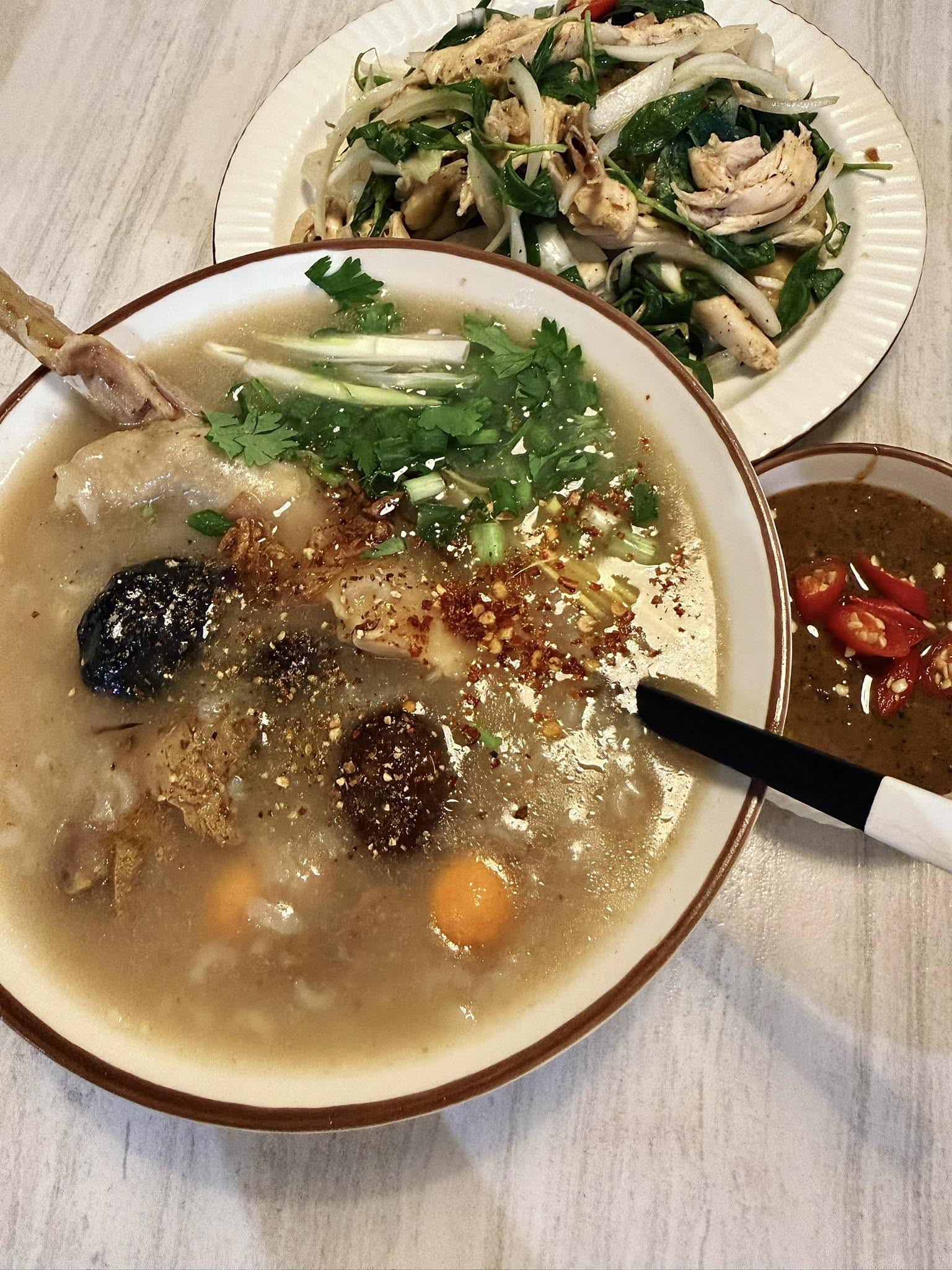 M&acirc;m cơm nh&agrave; của LyLy- Ảnh 4.