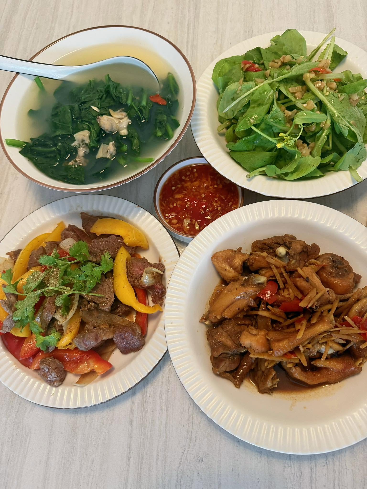 M&acirc;m cơm nh&agrave; của LyLy- Ảnh 3.
