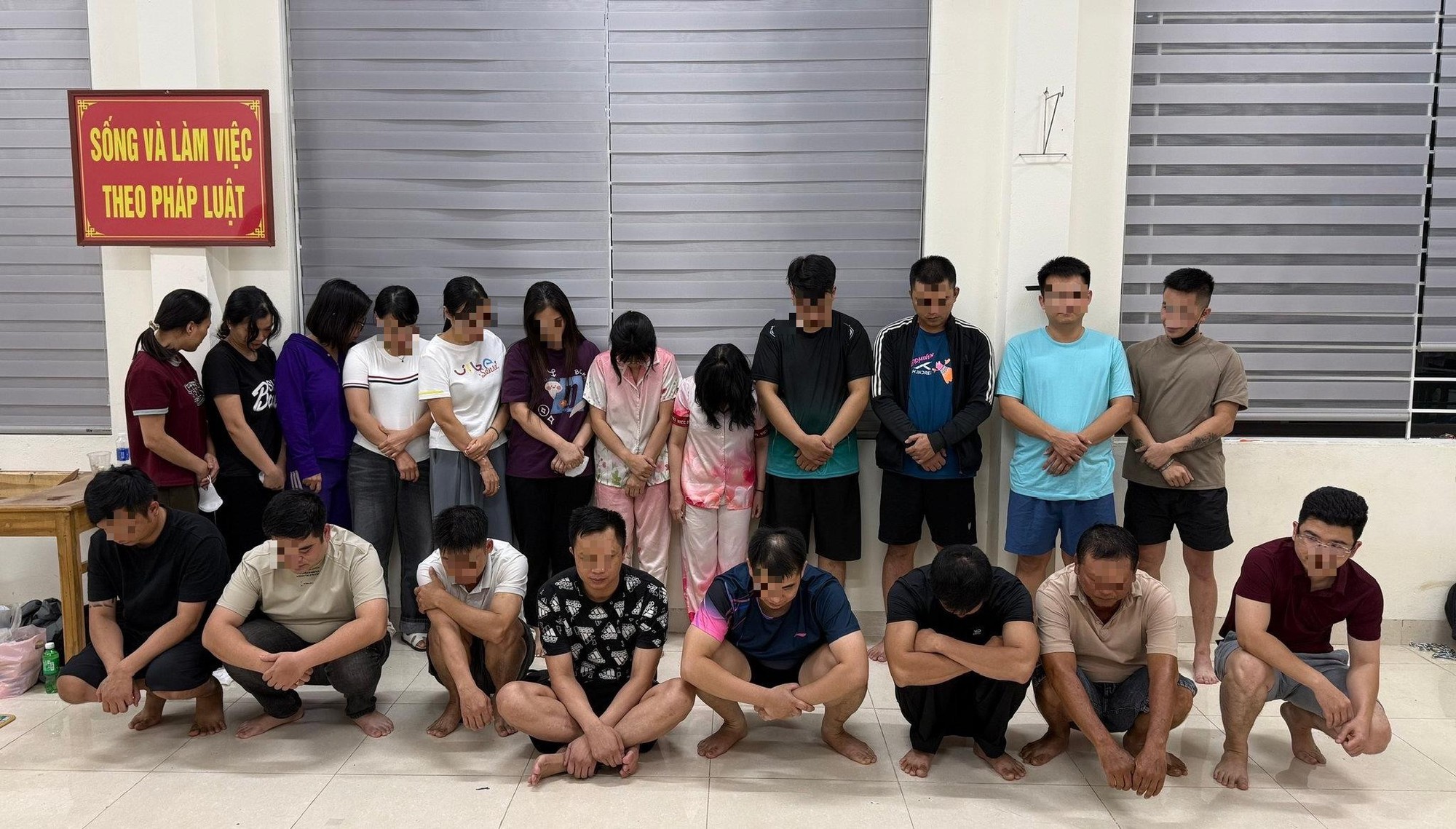 Ph&aacute; ổ nh&oacute;m mua b&aacute;n văn bằng, chứng chỉ giả tại nhiều tỉnh th&agrave;nh tr&ecirc;n cả nước- Ảnh 2.