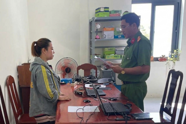 Ra quyết định khởi tố Gi&aacute;m đốc c&ocirc;ng ty thương mại Ch&acirc;u B&iacute;ch Ng&agrave; SN 1994- Ảnh 1.