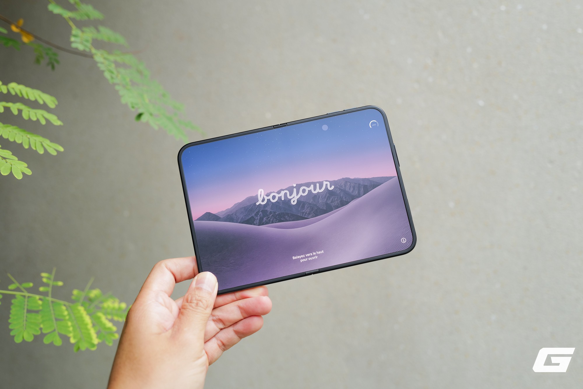 D&ugrave;ng thử iPhone Duo trước &ldquo;giờ G&rdquo;: T&ocirc;i từng thấy c&aacute;i t&ecirc;n Duo kh&oacute; hiểu, cho đến khoảnh khắc mở m&aacute;y ra - Ảnh 1.