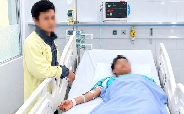 Thiếu ni&ecirc;n 14 tuổi hồi sinh kỳ diệu sau khi bị s&eacute;t đ&aacute;nh ngừng tim - Ảnh 1.