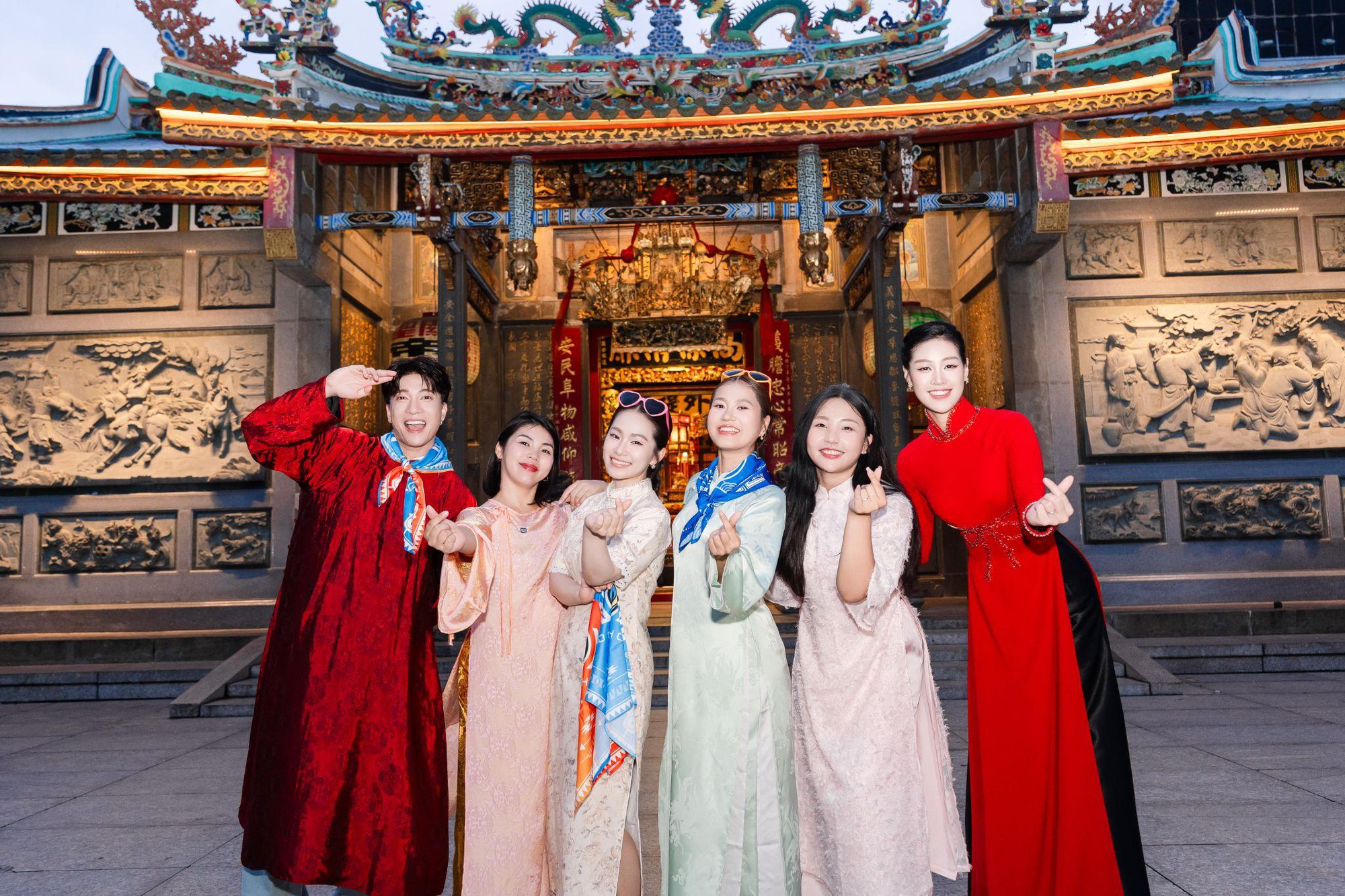 T Production tạo dấu ấn rực rỡ khi cùng ‘WOW HO CHI MINH CITY’ quảng bá du lịch thành phố - Ảnh 4.
