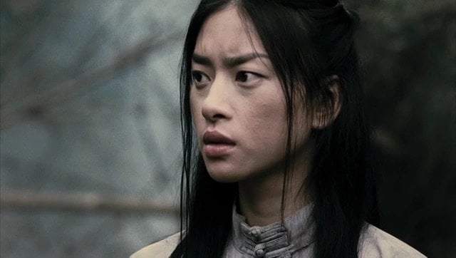 L&uacute;c nhỏ như "con vịt xấu x&iacute;", c&ocirc; b&eacute; Tr&agrave; Vinh lớn l&ecirc;n th&agrave;nh mỹ nh&acirc;n đ&oacute;ng loạt phim Hollywood, c&ograve;n dự thi Oscar - Ảnh 4.