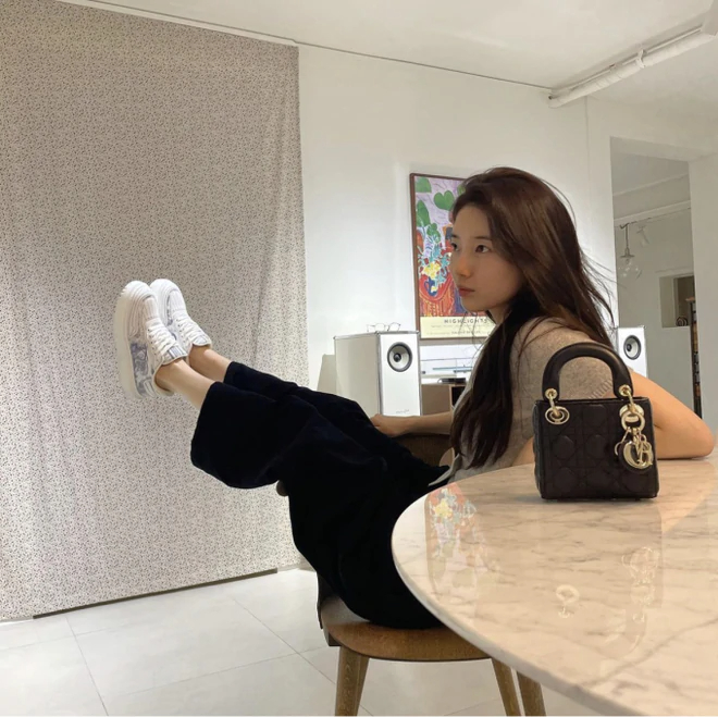 &ldquo;Ph&uacute; b&agrave; showbiz&rdquo; 32 tuổi vẫn độc th&acirc;n vừa tậu BĐS d&agrave;nh cho giới si&ecirc;u gi&agrave;u l&ecirc;n đến 780 tỷ- Ảnh 12.