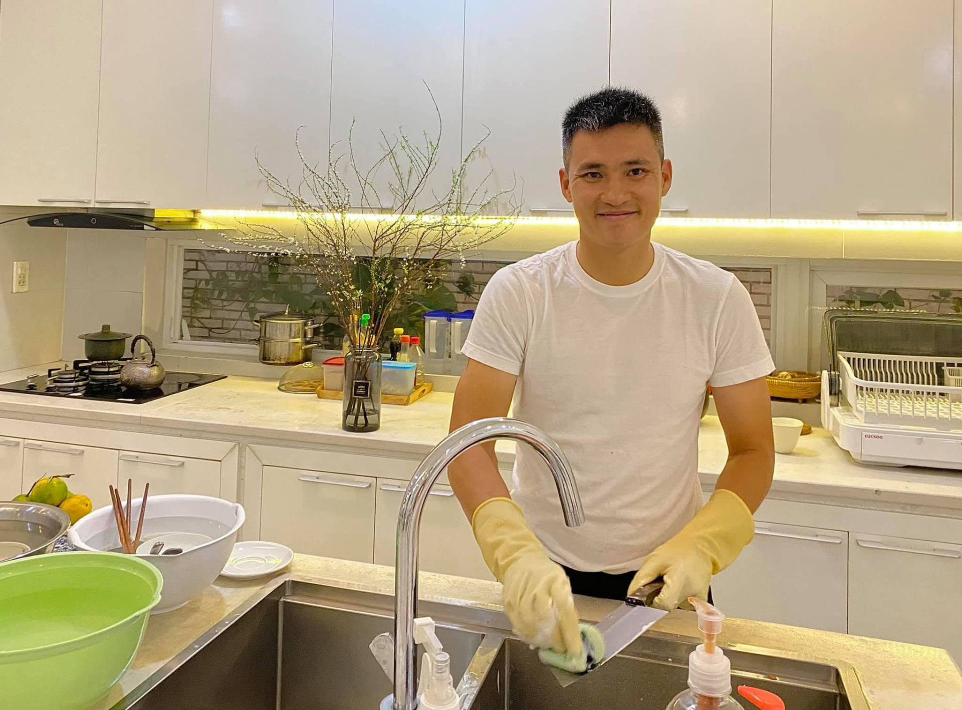 M&acirc;m cơm nh&agrave; của Thuỷ Ti&ecirc;n - C&ocirc;ng Vinh- Ảnh 15.