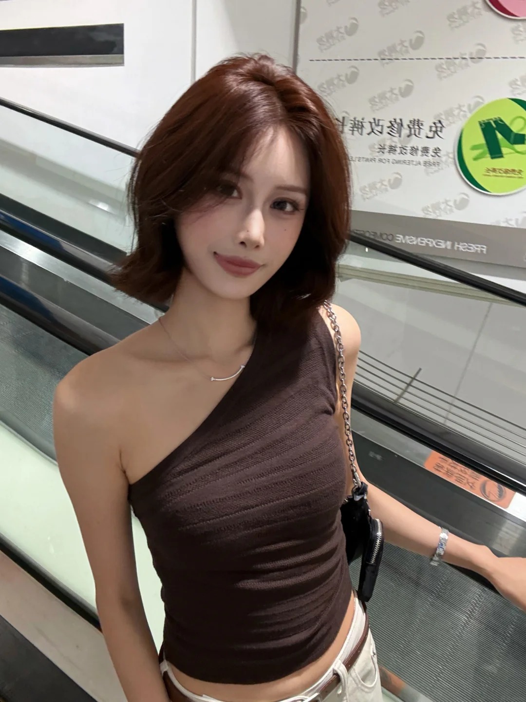 T&oacute;c ngắn đu&ocirc;i vểnh: Kiểu t&oacute;c tưởng đơn giản nhưng gi&uacute;p diện mạo trẻ ra v&agrave;i tuổi- Ảnh 3.