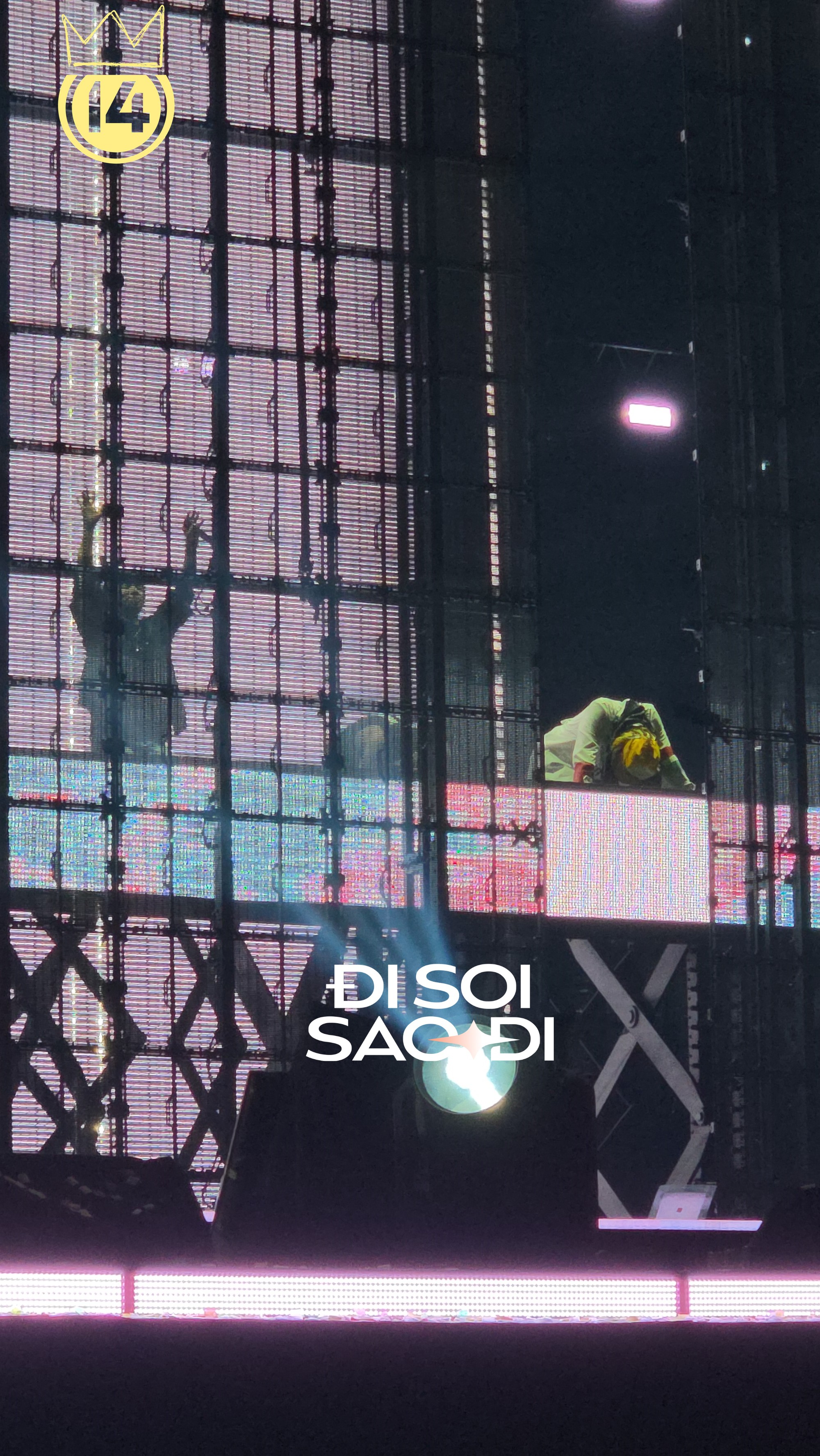Ch&ugrave;m ảnh n&eacute;t căng: BIGBANG chất v&ocirc; đối, h&ocirc; vang "Việt Nam v&ocirc; địch" v&agrave; quỳ gối cảm ơn h&agrave;ng chục ngh&igrave;n người giữa Mỹ Đ&igrave;nh- Ảnh 33.
