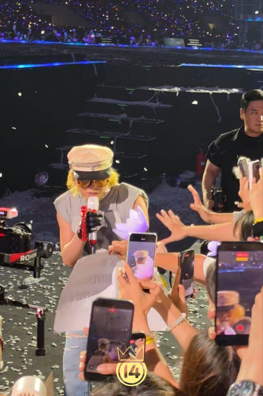 Cảm gi&aacute;c c&aacute;ch G-Dragon 10cm l&agrave; như thế n&agrave;y sao?- Ảnh 4.