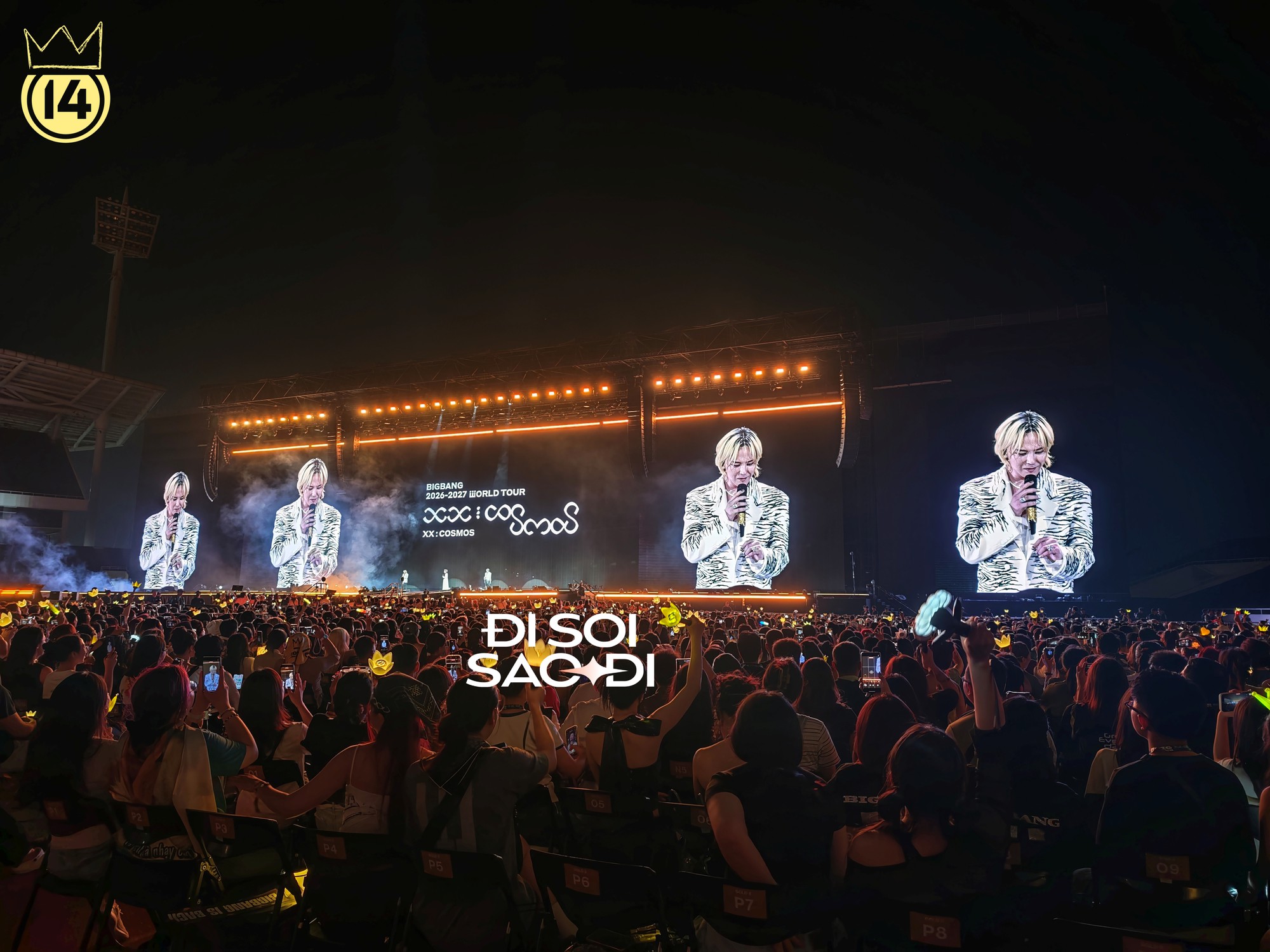 Ch&ugrave;m ảnh n&eacute;t căng: BIGBANG chất v&ocirc; đối, h&ocirc; vang "Việt Nam v&ocirc; địch" v&agrave; quỳ gối cảm ơn h&agrave;ng chục ngh&igrave;n người giữa Mỹ Đ&igrave;nh- Ảnh 2.