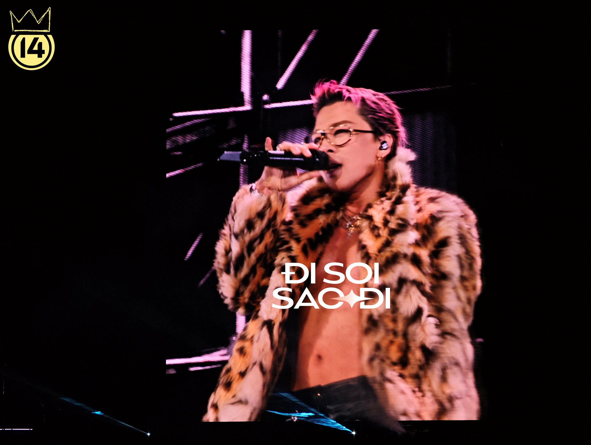 Ch&ugrave;m ảnh n&eacute;t căng: BIGBANG chất v&ocirc; đối, h&ocirc; vang "Việt Nam v&ocirc; địch" v&agrave; quỳ gối cảm ơn h&agrave;ng chục ngh&igrave;n người giữa Mỹ Đ&igrave;nh- Ảnh 15.