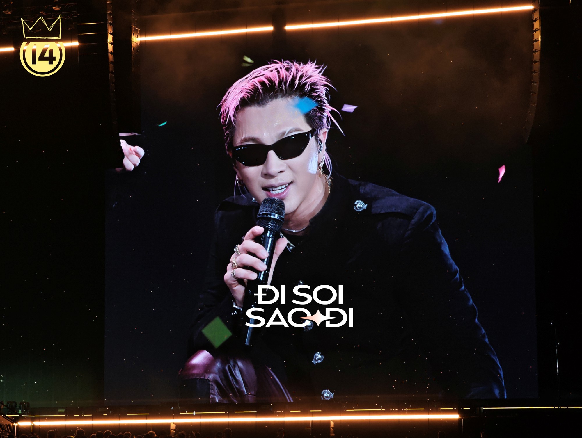 Clip HOT: G-Dragon t&oacute;c v&agrave;ng - n&oacute;n đỏ c&ugrave;ng Taeyang rời kh&aacute;ch sạn, thẳng tiến Mỹ Đ&igrave;nh trước giờ G Day 2 - Ảnh 5.