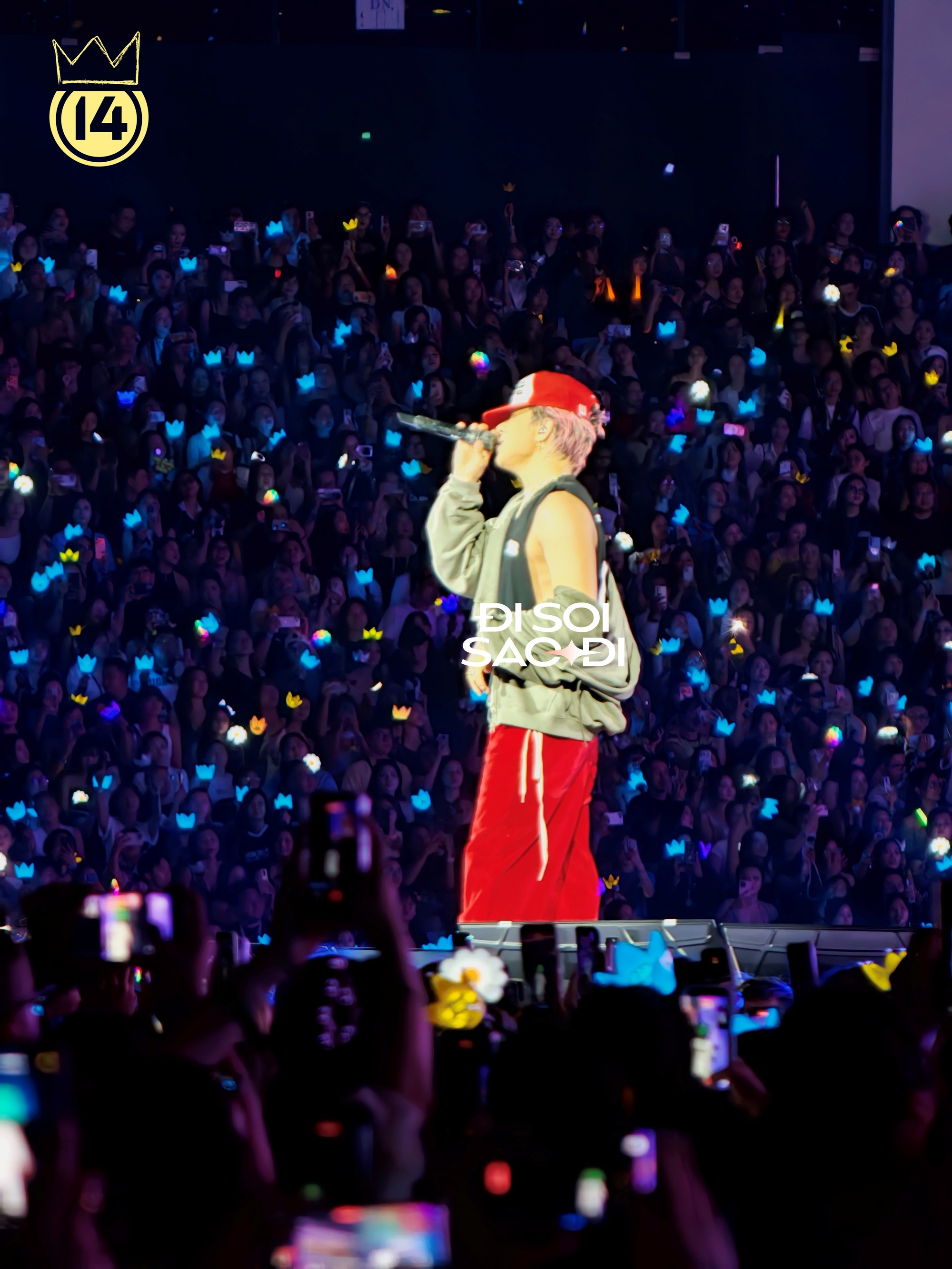 Ch&ugrave;m ảnh n&eacute;t căng: BIGBANG chất v&ocirc; đối, h&ocirc; vang "Việt Nam v&ocirc; địch" v&agrave; quỳ gối cảm ơn h&agrave;ng chục ngh&igrave;n người giữa Mỹ Đ&igrave;nh- Ảnh 23.