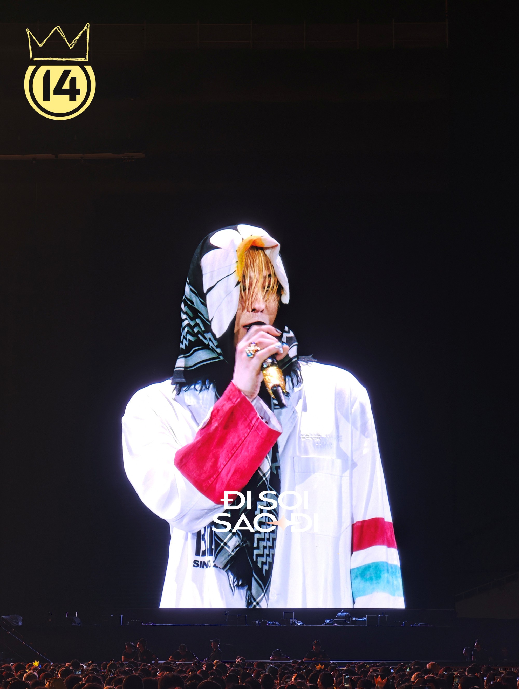 Ch&ugrave;m ảnh n&eacute;t căng: BIGBANG chất v&ocirc; đối, h&ocirc; vang "Việt Nam v&ocirc; địch" v&agrave; quỳ gối cảm ơn h&agrave;ng chục ngh&igrave;n người giữa Mỹ Đ&igrave;nh- Ảnh 8.