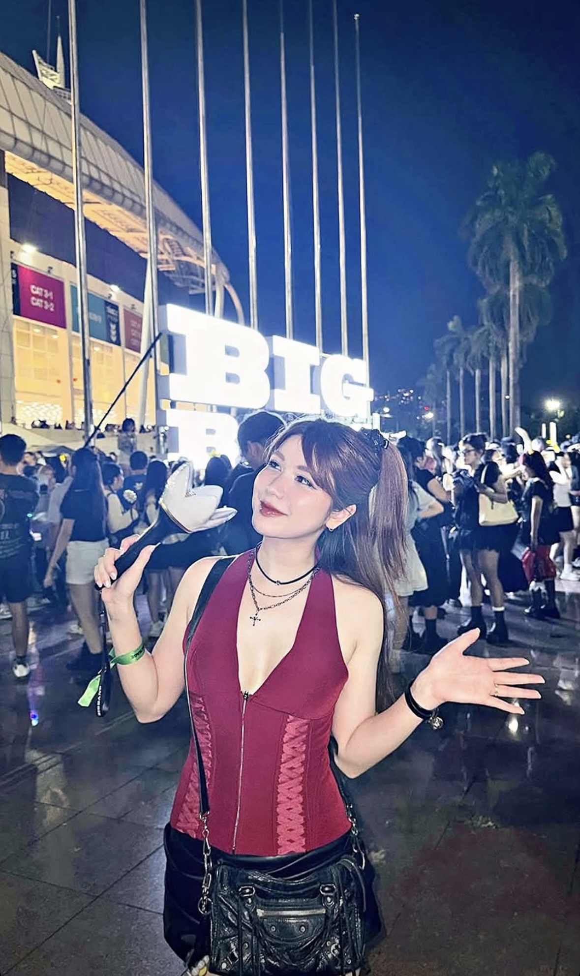 D&agrave;n mỹ ph&acirc;n, ph&uacute; b&agrave; đi quẩy với mấy anh BIGBANG về thức đến 5h s&aacute;ng để "xả suộc", ai cũng g&acirc;y chấn động- Ảnh 9.
