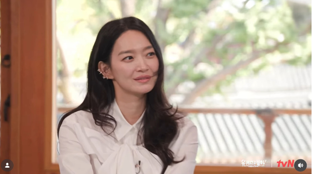 Cảnh tượng tại nh&agrave; Shin Min Ah - Kim Woo Bin khiến Yoo Jae Suk ngớ người- Ảnh 1.