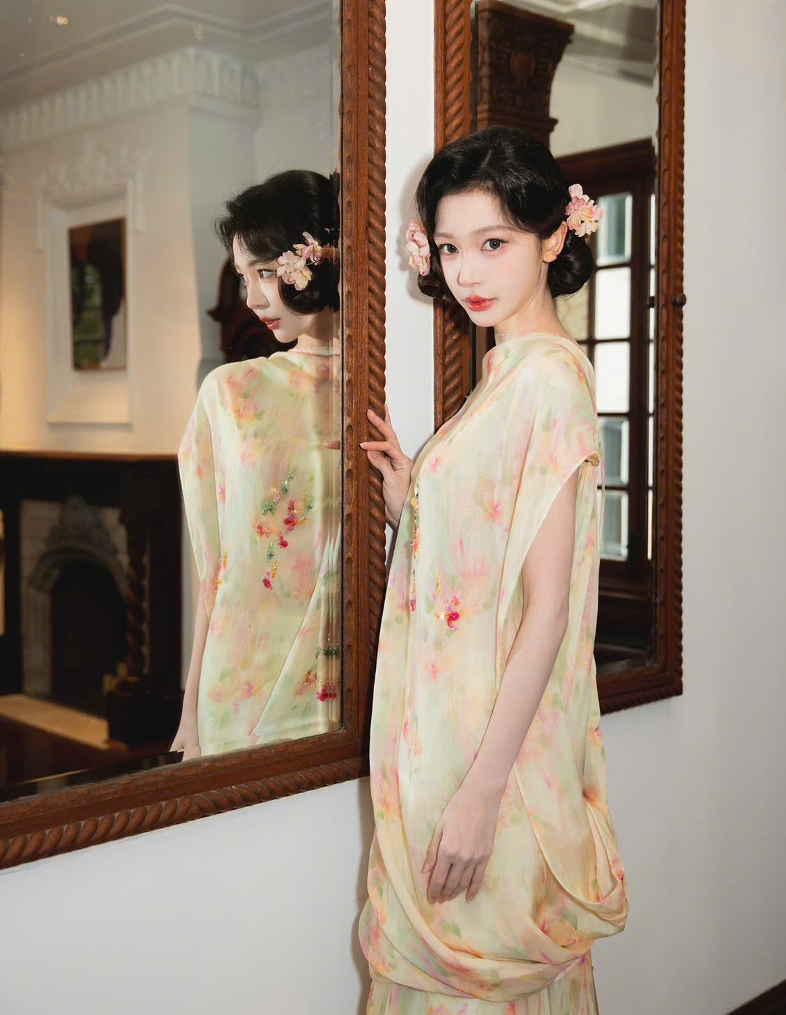 Hot Douyin gầy như bộ xương kh&ocirc; tr&ecirc;n thảm đỏ- Ảnh 8.