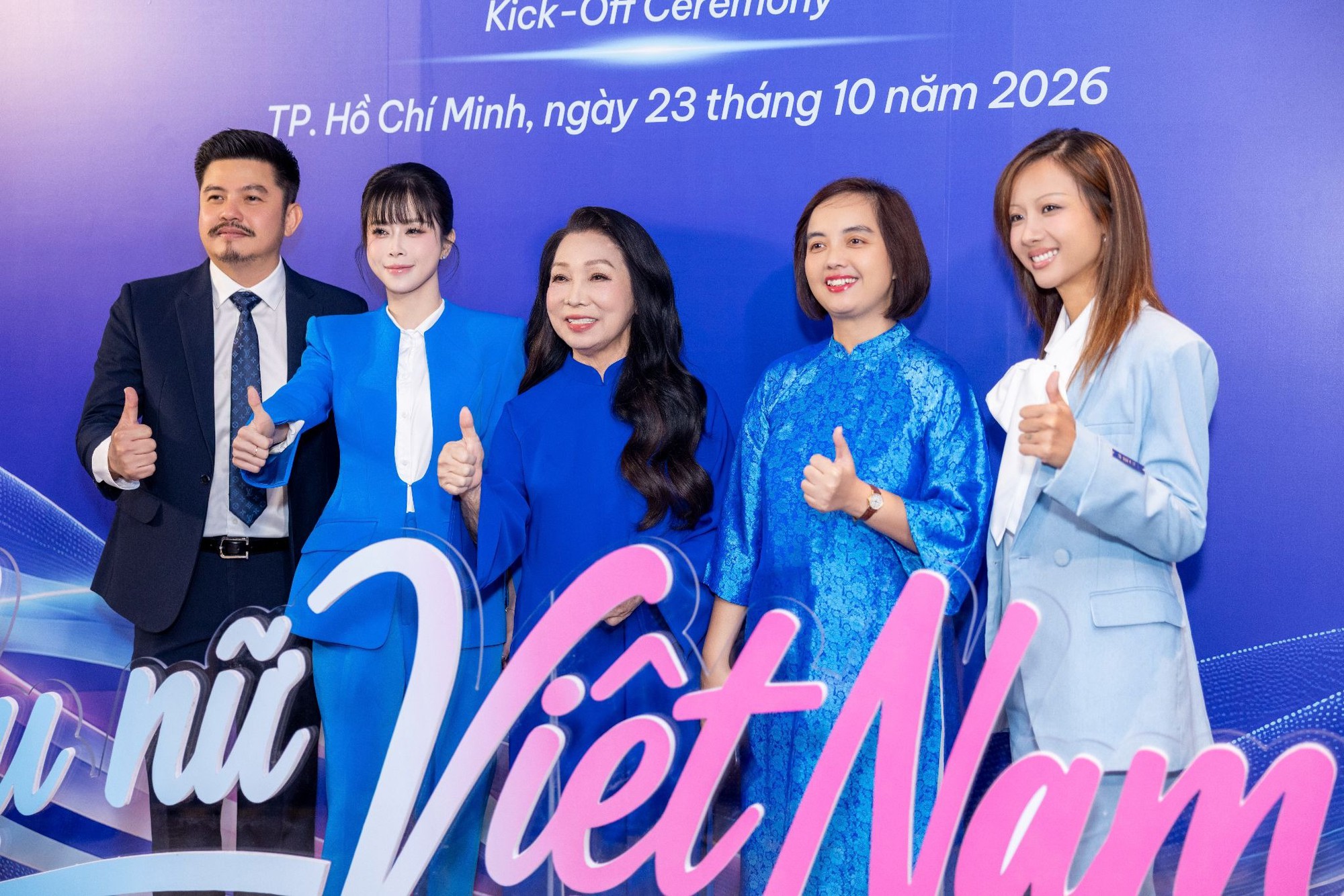 NSND Bạch Tuyết, Hari Won, Suboi và Châu Tuyết Vân đồng hành cùng dự án “Vì phụ nữ Việt Nam - Không còn nỗi lo ung thư” - Ảnh 3.