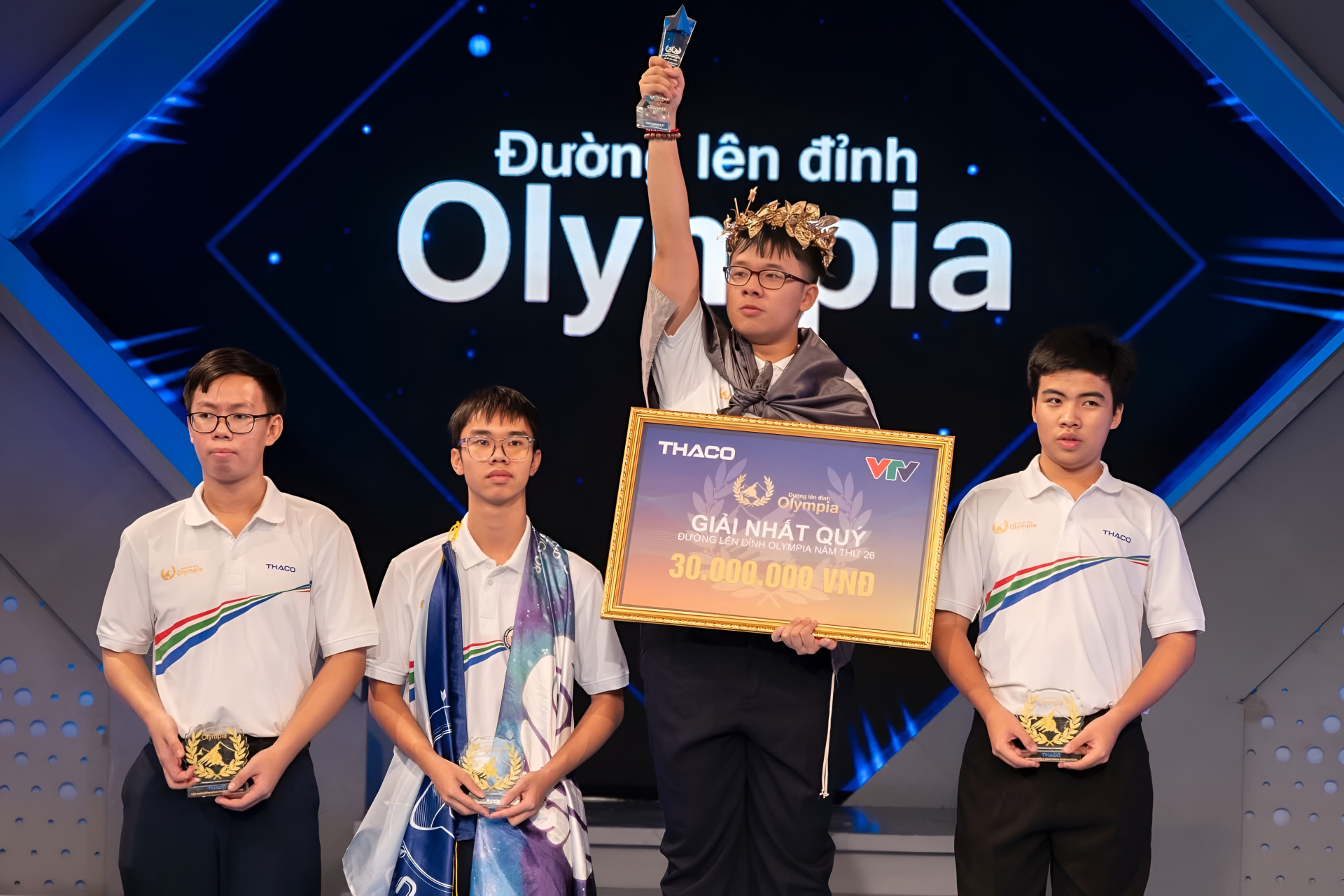 Gặp nam sinh 2009 h&aacute;t được quốc ca 135 nước vừa lọt Chung kết Olympia 2026: "M&igrave;nh đ&atilde; chuẩn bị cho Olympia suốt 6 năm"- Ảnh 1.