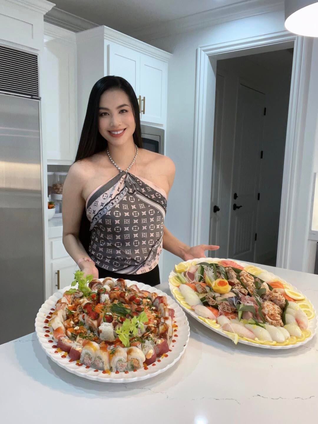 M&acirc;m cơm nh&agrave; của Phạm Hương v&agrave; chồng đại gia tại Mỹ- Ảnh 15.