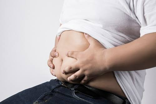 2 thực phẩm n&agrave;y l&agrave;m tăng lượng mỡ trong m&aacute;u mạnh hơn cả thịt chi&ecirc;n r&aacute;n, nhiều người ăn ch&uacute;ng mỗi ng&agrave;y m&agrave; kh&ocirc;ng hề nhận ra - Ảnh 1.