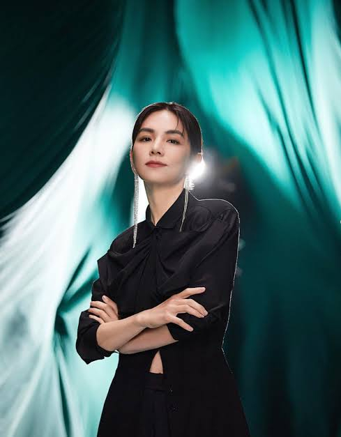 Sao hạng A cưới gi&aacute;m đốc marketing sau 2 th&aacute;ng hẹn h&ograve;, sống trong biệt thự 3 tầng rộng 330m&sup2;- Ảnh 1.