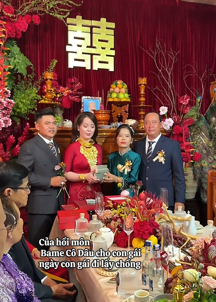 Đám cưới của cậu cả Bến Tre: Biệt phủ tráng lệ như lâu đài, khoảnh khắc cô dâu bước vào cánh cổng hào môn hot rần rần MXH - Ảnh 13.