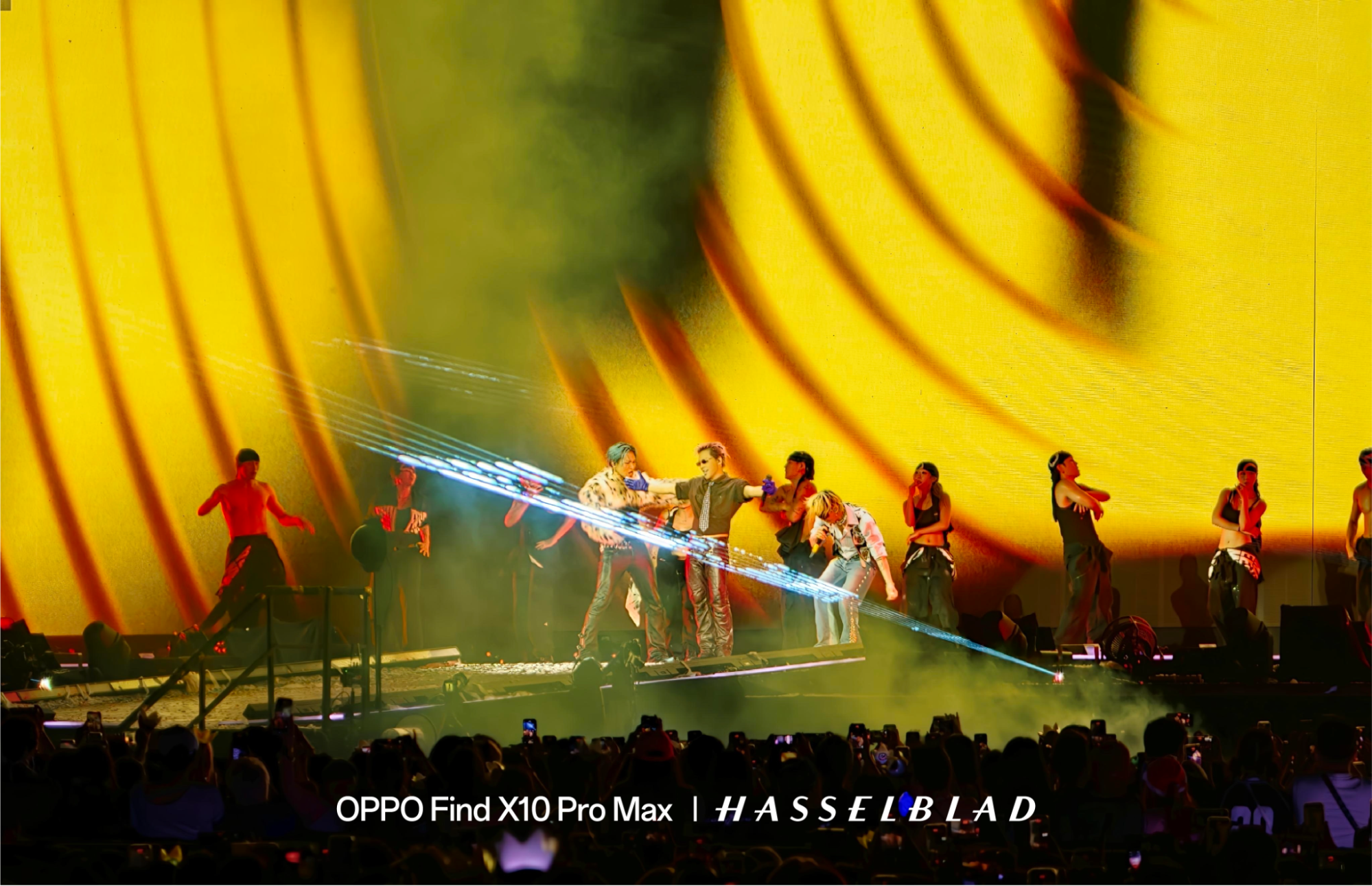 Sắc m&agrave;u show diễn BIGBANG ở Mỹ Đ&igrave;nh: 2 đ&ecirc;m H&agrave; Nội b&ugrave;ng nổ, chụp bằng điện thoại vẫn zoom cận mặt G-Dragon, Taeyang, Daesung- Ảnh 2.