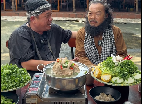 "V&otilde; T&ograve;ng kinh điển" lộ diện g&acirc;y sốt ở tuổi U60, vẫn sống ở TP.HCM sau khi rời showbiz- Ảnh 3.