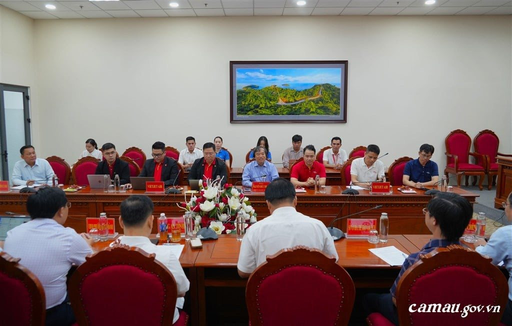 Trước thềm mở cửa trở lại v&agrave;o th&aacute;ng sau, s&acirc;n bay tại tỉnh duy nhất Việt Nam gi&aacute;p ba mặt biển đ&oacute;n tin vui- Ảnh 2.