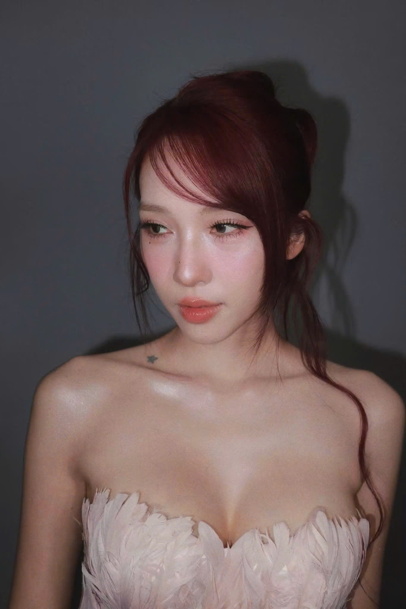 Cả d&agrave;n g&aacute;i xinh c&ugrave;ng nửa showbiz chung vui với vợ chồng Emily - BigDaddy- Ảnh 11.