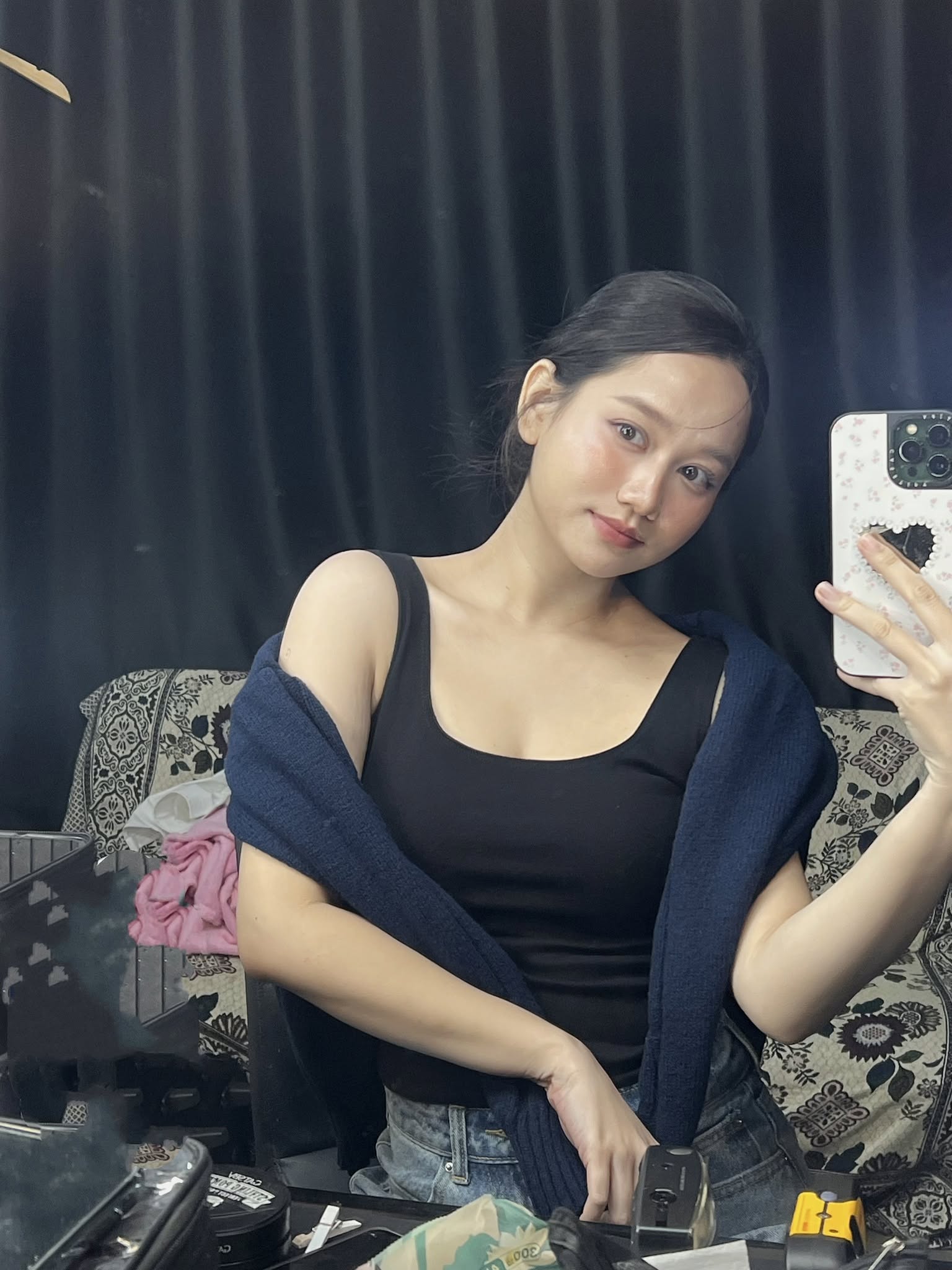 H&igrave;nh ảnh g&acirc;y cho&aacute;ng của Tr&uacute;c Anh, mừng cho em lắm Mắt Biếc ơi!- Ảnh 4.