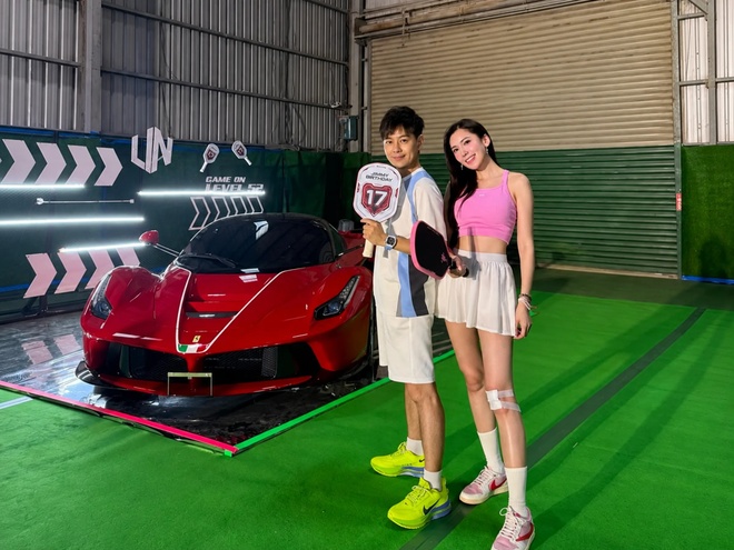 Sao nam điển trai nhất Bố Ơi Mình Đi Đâu Thế bao trọn sân pickleball làm tiệc sinh nhật, khoe siêu xe Ferrari 150 tỷ gây "lác mắt" - Ảnh 4.