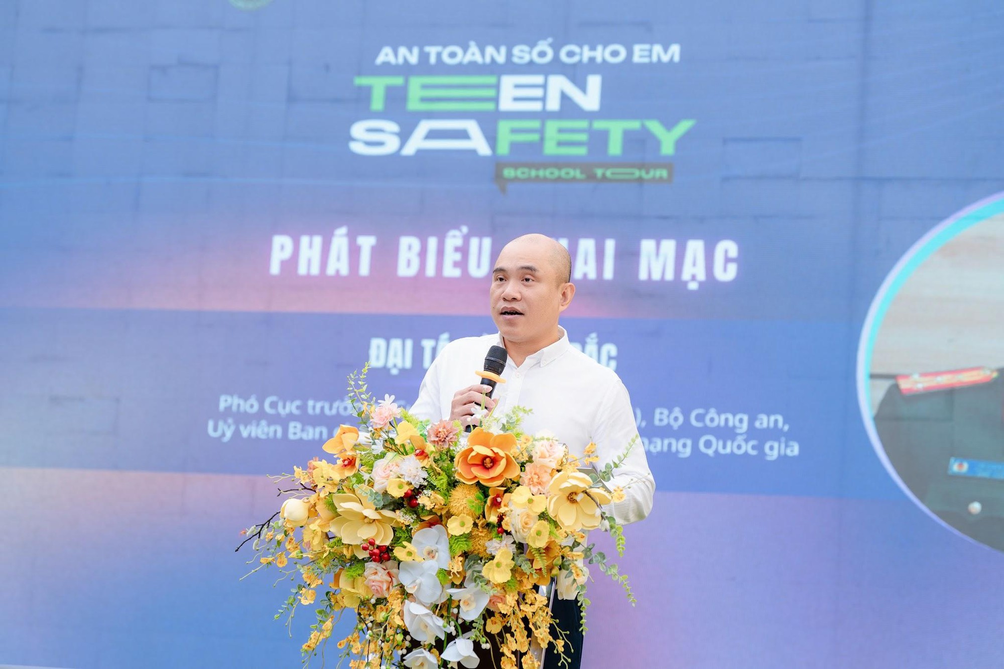 &rlm;Khởi động Teen Safety School Tour 2026: Đưa &ldquo;Vaccine Số&rdquo; đến trường học&rlm; - Ảnh 2.