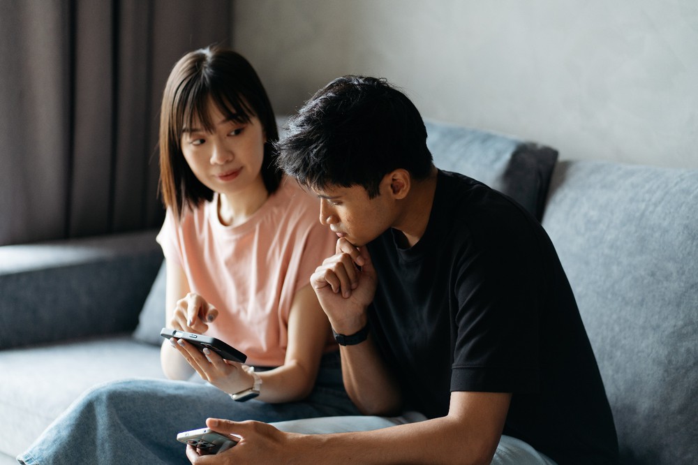 “Love language” mới của người trẻ: Rủ nhau làm một việc nhiều người ít nghĩ đến - Ảnh 1.