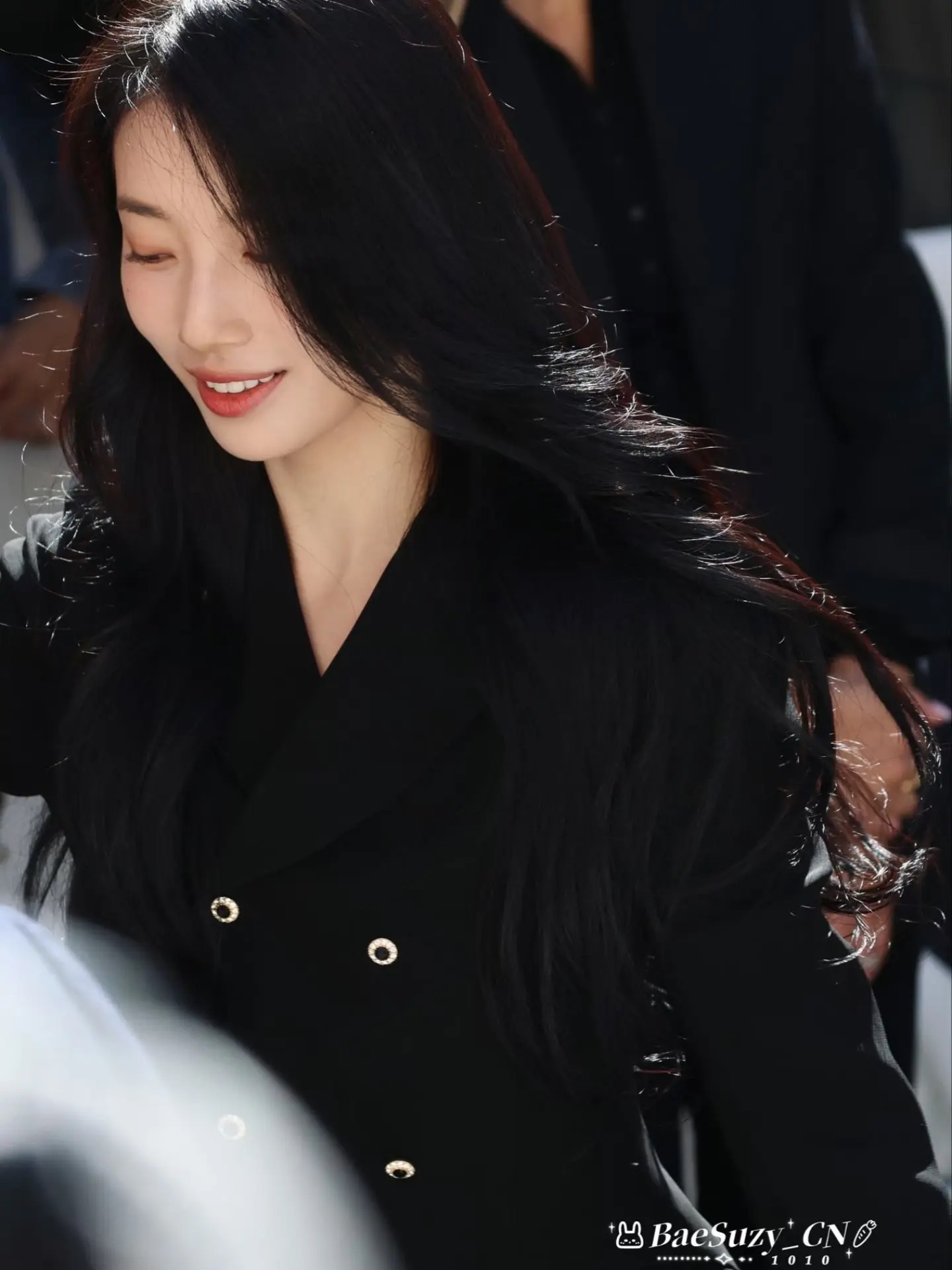 Đại hội gái xinh show Celine: Suzy và nữ chính Đầu Xuân Tươi Sáng đơn giản vẫn sang!- Ảnh 4.