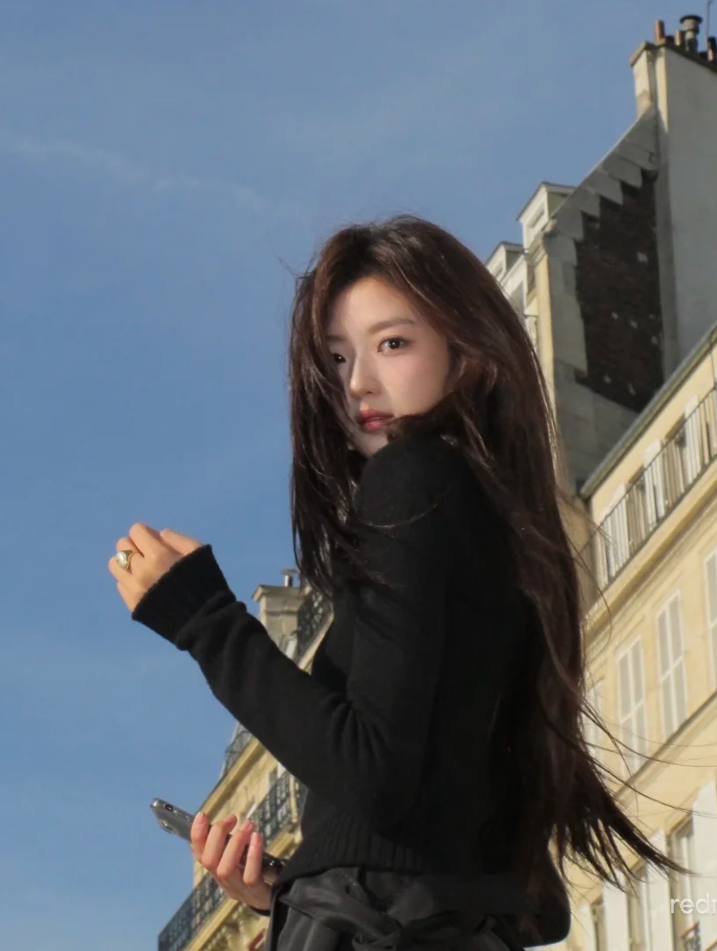 Đại hội gái xinh show Celine: Suzy và nữ chính Đầu Xuân Tươi Sáng đơn giản vẫn sang!- Ảnh 8.