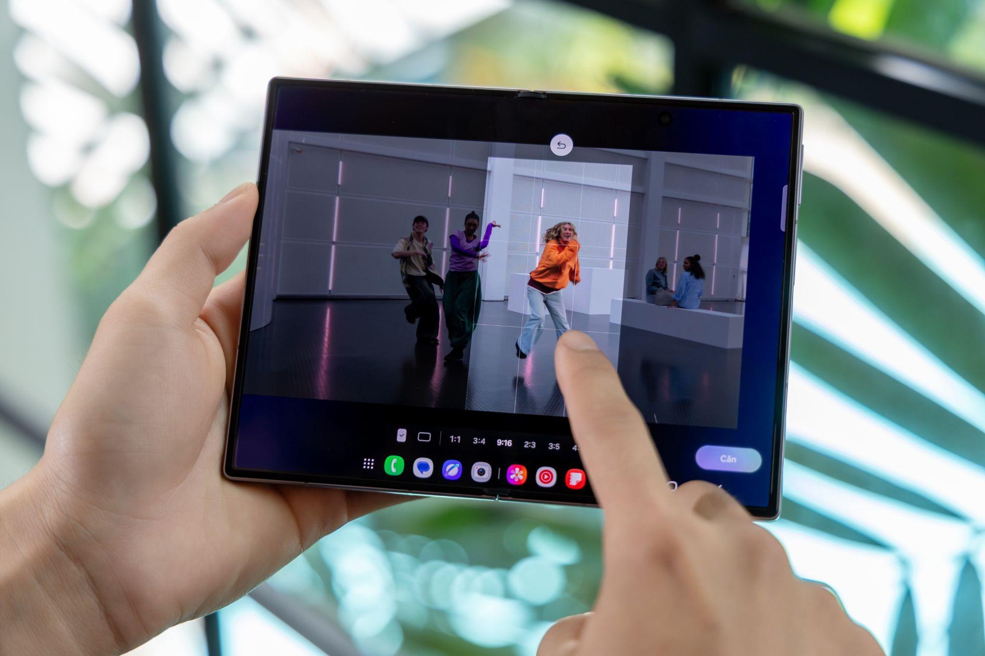Từ tiền kỳ đến hậu kỳ, Galaxy Z Fold8 thay đổi mạnh mẽ c&aacute;ch người trẻ s&aacute;ng tạo nội dung - Ảnh 3.