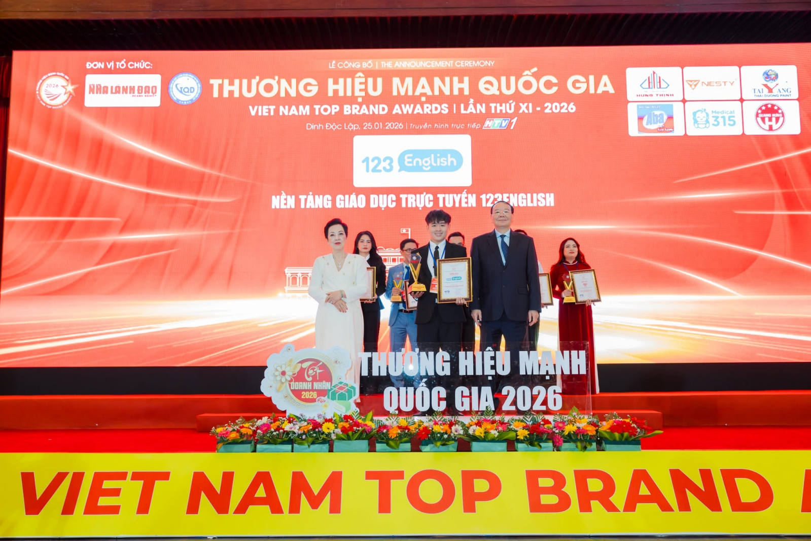 &rlm;123English v&agrave; h&agrave;nh tr&igrave;nh đồng h&agrave;nh c&ugrave;ng hơn 10.000 gia đ&igrave;nh Việt trong việc học tiếng Anh&rlm; - Ảnh 3.
