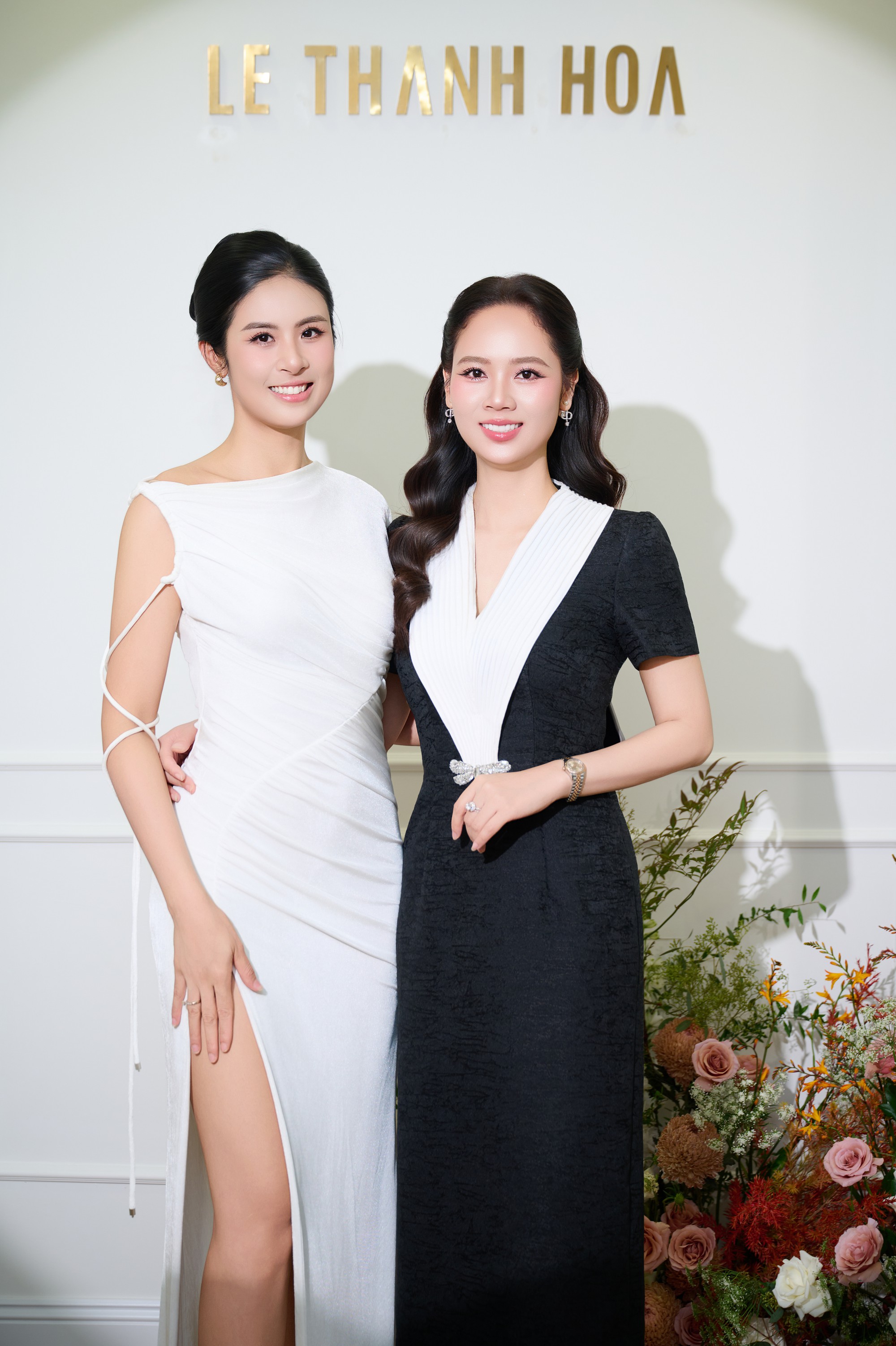 Đỗ Mỹ Linh đọ sắc c&ugrave;ng hội d&acirc;u h&agrave;o m&ocirc;n, 1 Hoa hậu b&iacute; ẩn nhất Vbiz bất ngờ xuất hiện - Ảnh 11.