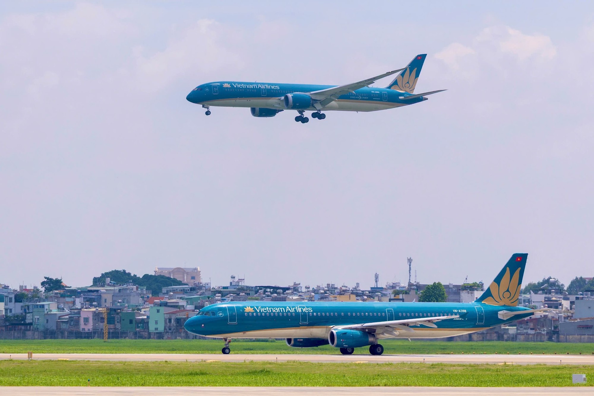 Doanh thu Vietnam Airlines sau 9 th&aacute;ng tăng 28% l&ecirc;n 114.480 tỷ đồng, l&atilde;i hơn 4.170 tỷ- Ảnh 1.