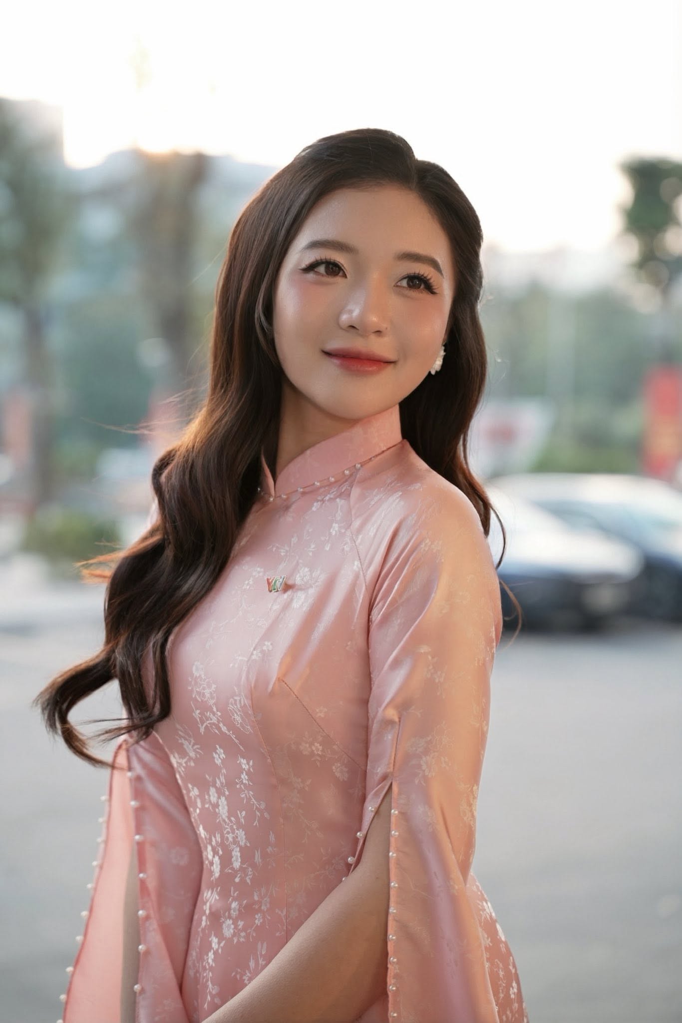 MC VTV cao vỏn vẹn 1m50: 24 tuổi cưới chồng gi&aacute;m đốc, tận hưởng cuộc sống tr&ecirc;n tầng cao giữa l&ograve;ng H&agrave; Nội- Ảnh 1.