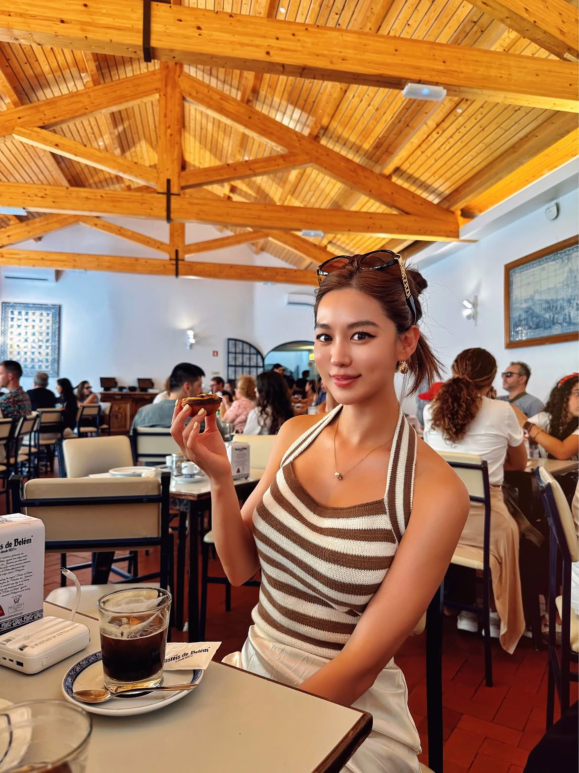 Bỏng mắt với "ch&aacute;u g&aacute;i Won Bin"- Ảnh 3.