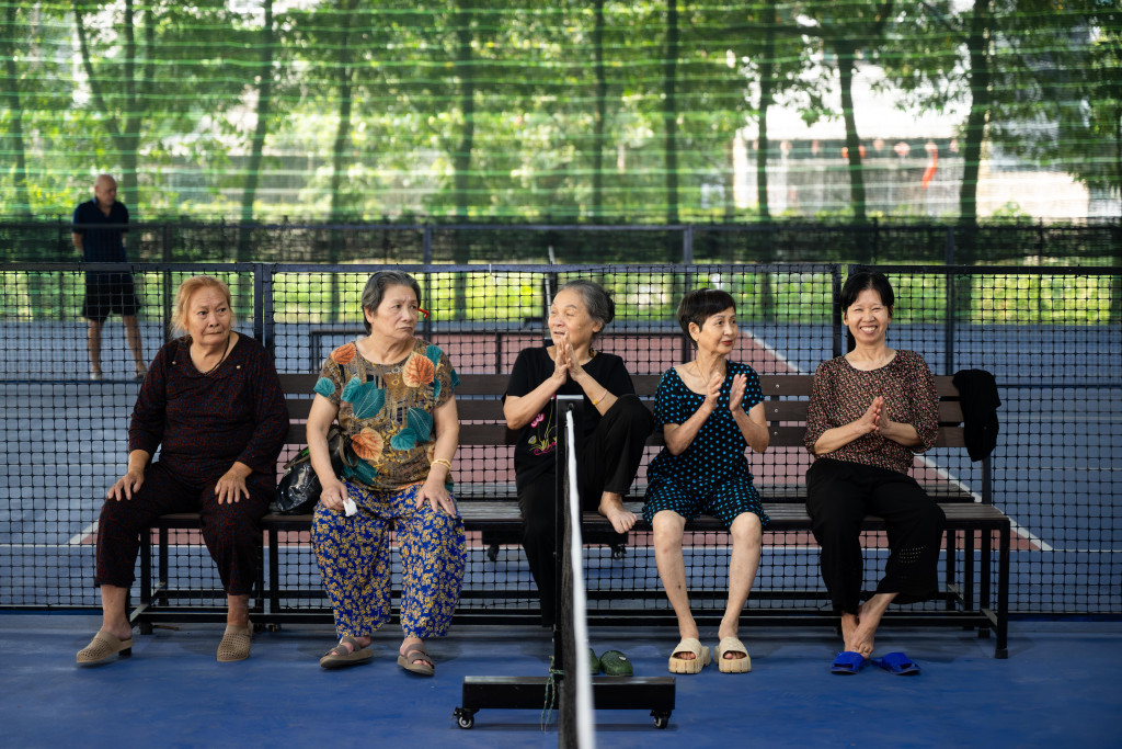 Viện dưỡng l&atilde;o s&aacute;ng đ&aacute;nh pickleball, chiều h&aacute;t karaoke, gi&aacute; trọn g&oacute;i 6 triệu đồng/th&aacute;ng - Ảnh 8.