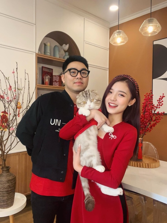 MC VTV cao vỏn vẹn 1m50: 24 tuổi cưới chồng gi&aacute;m đốc, tận hưởng cuộc sống tr&ecirc;n tầng cao giữa l&ograve;ng H&agrave; Nội- Ảnh 2.