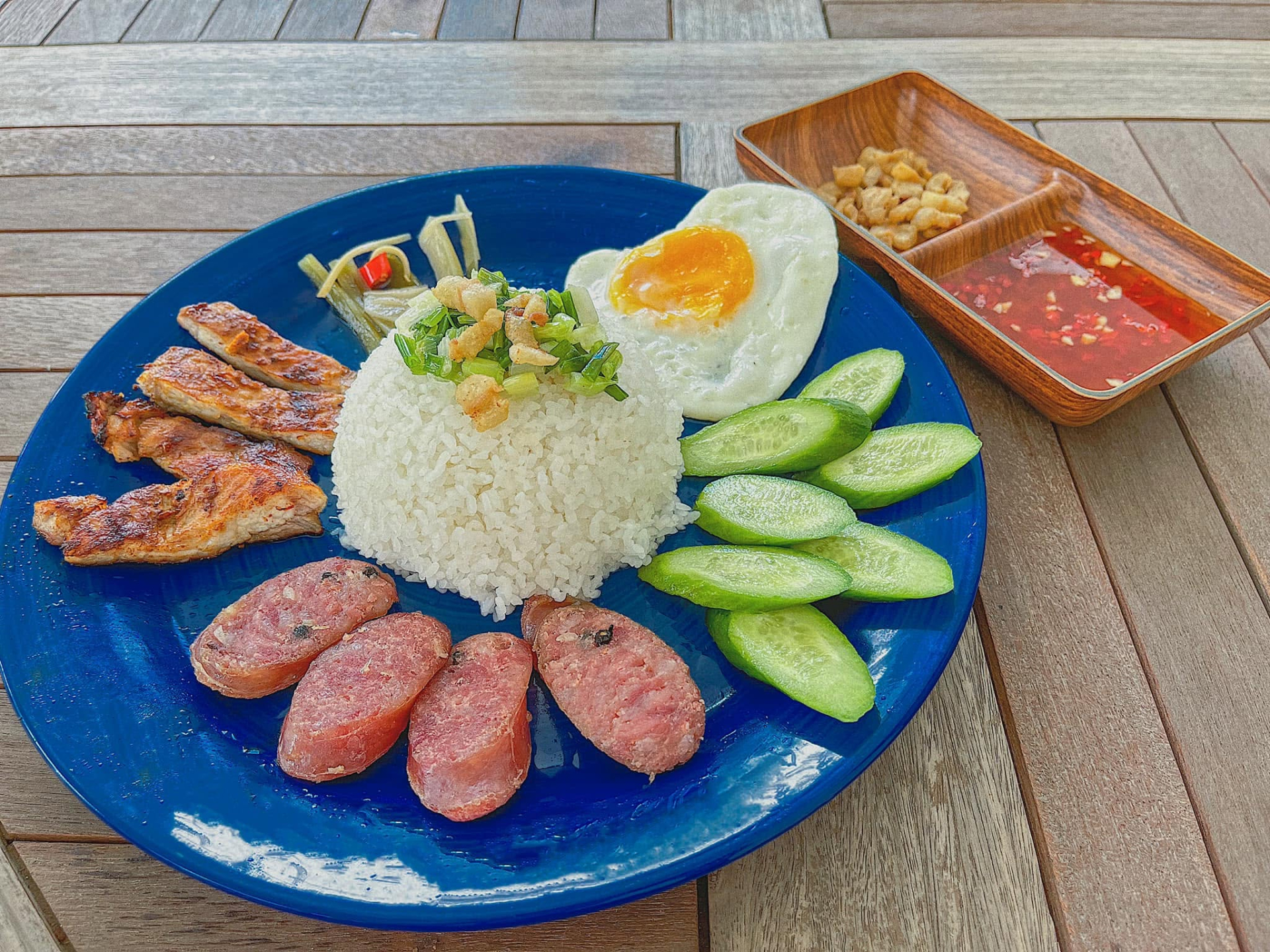 M&acirc;m cơm nh&agrave; "5 sao" của Lan Khu&ecirc; v&agrave; chồng thuộc gia tộc gi&agrave;u c&oacute; bậc nhất Việt Nam- Ảnh 6.