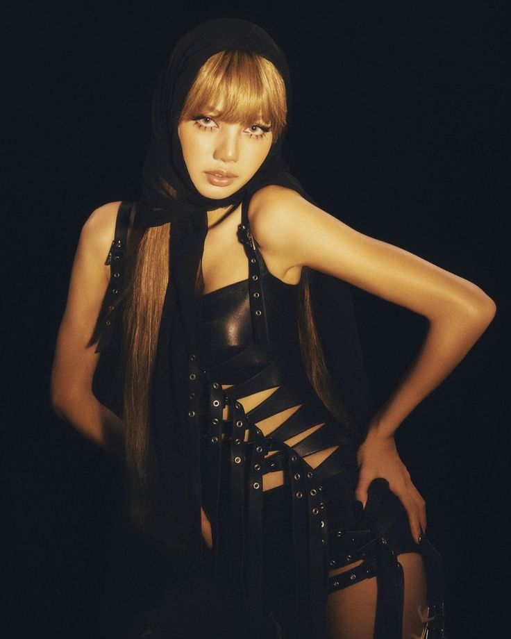 Lisa (BLACKPINK) đang tuột dốc- Ảnh 6.